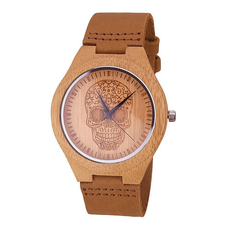 round-engraved-wooden-watch-floral-skull-main